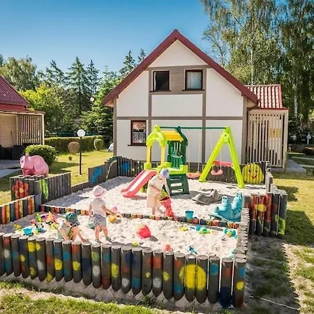 Two-story Right On The Beach, Pool Casa vacanze *