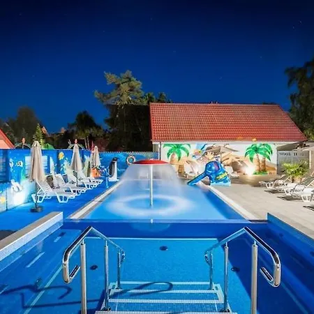Two-story Right On The Beach, Pool Σπίτι διακοπών Łeba